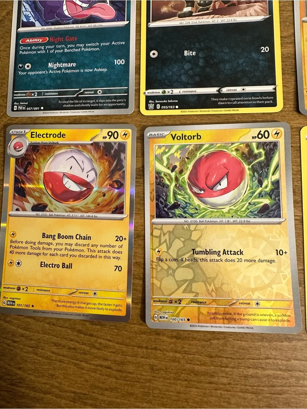 Lot of 6 Pokemon Cards